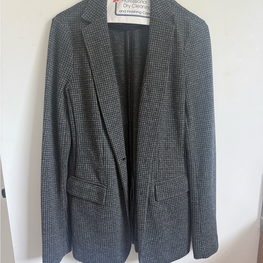 Banana Republic Gray Houndstooth Blazer
